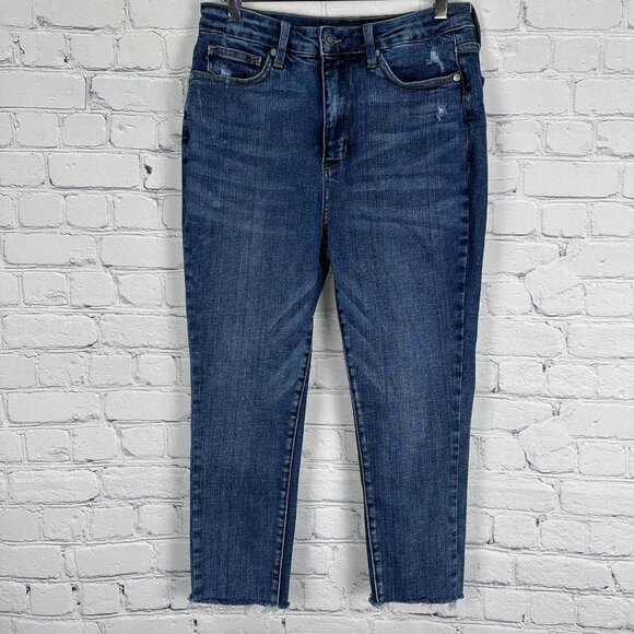 Judy Blue Women's Skinny Fit Control Top Raw Hem Capri Jean, Size 11/30, Auburn - Picture 3 of 16